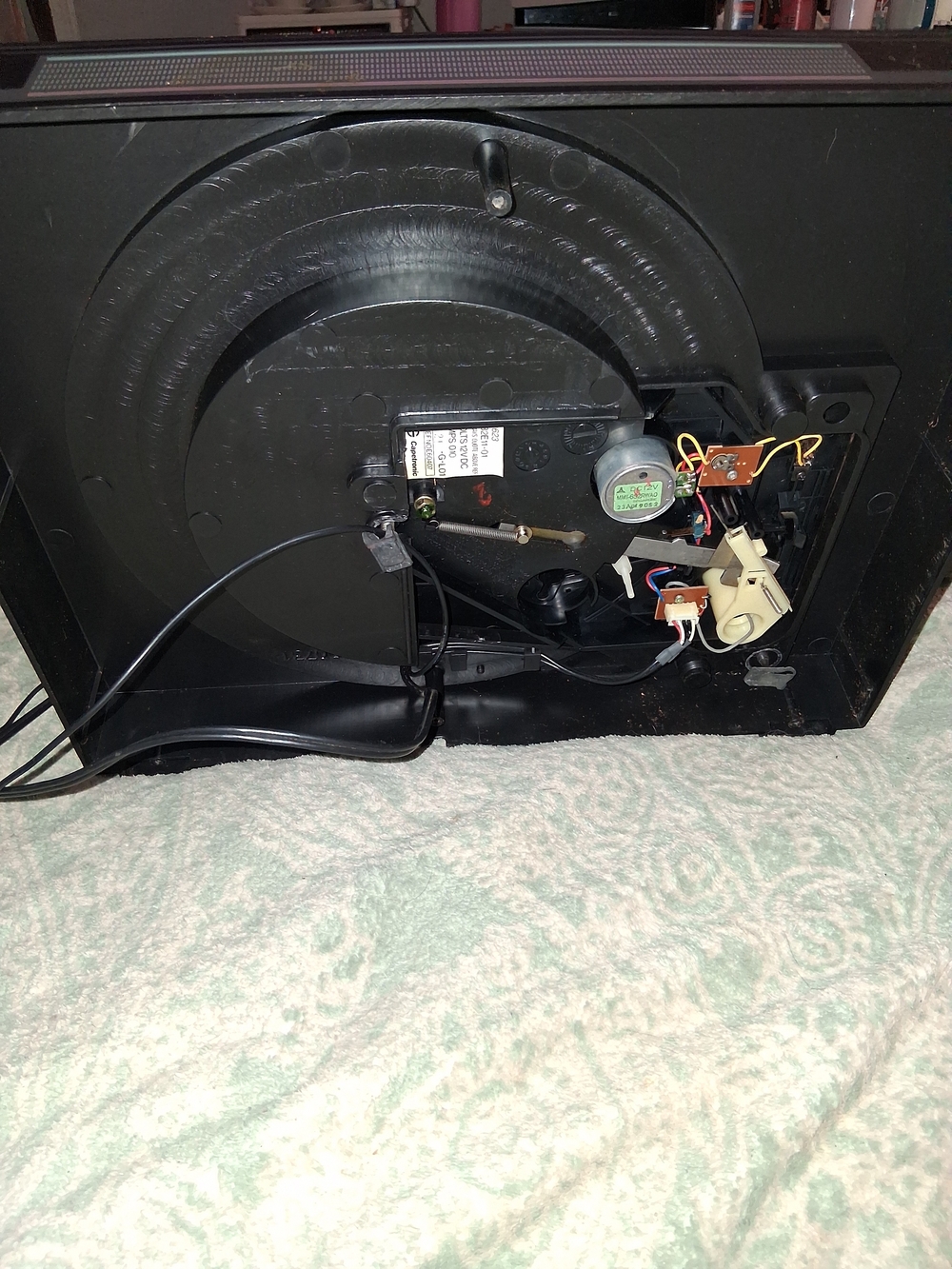 Vintage 1980s Black Turntable Record Player - Black - Picture 4 of 5